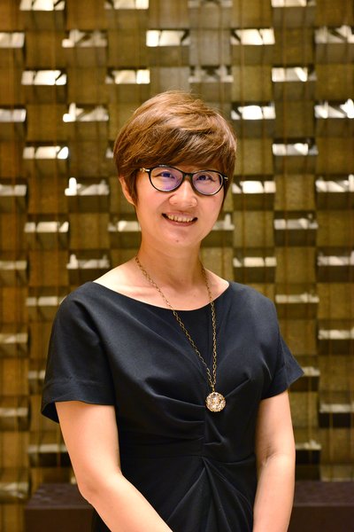 重庆江北<a href=http://cha.dingjijiudian.com/group-hilton/ target=_blank class=infotextkey>希尔顿</a>逸林酒店总经理冯颖贤女士