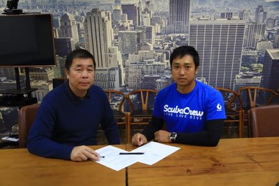 双方签署合作协议 双方签署合作协议
