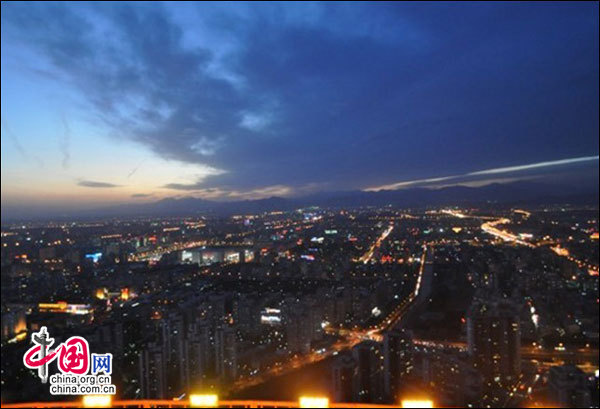 地理中国:中央电视塔 夜京城的浪漫胜地