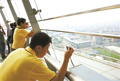 北京观光塔将向公众开放 可俯瞰半个北京城